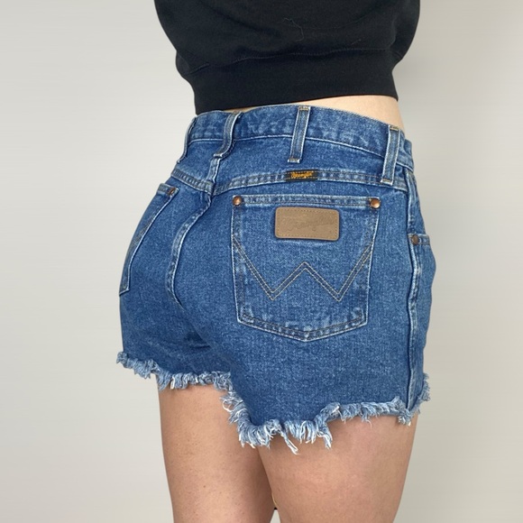 WRANGLER Dark Stone Frayed Hem Denim Jean Short‎ Cut Off - Picture 1 of 6